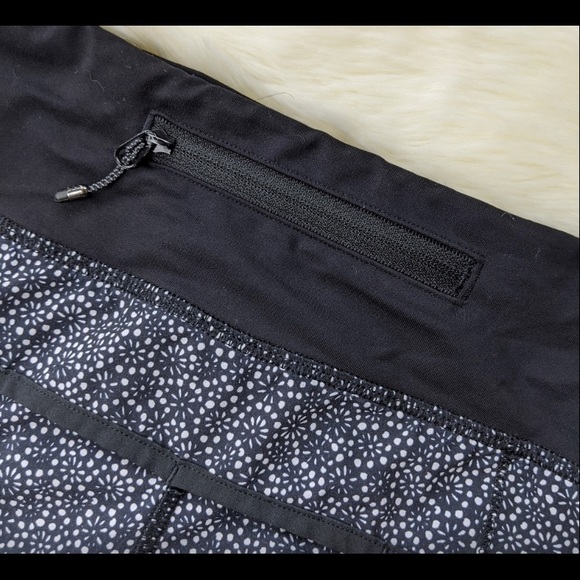 Lululemon Speed Short - Picture 2 of 3